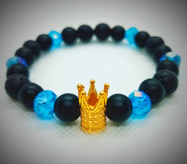 FB_IMG_1753718780198 Pulsera azul de corona en oro laminado