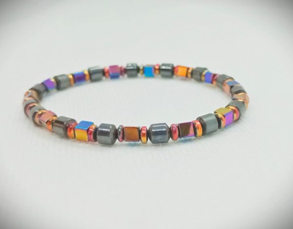 Pulsera elástica con piedras naturales hematita tornasol