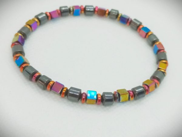 Pulsera elástica con piedras naturales hematita tornasol