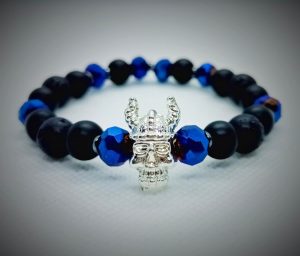 2025/08/1001148298.jpg Pulsera de cabeza de Vikingo plateado con piedras naturales ónix, roca volcánica y cristales azules
