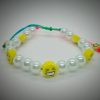 Pulsera ajustable de perlas artificiales y emojis
