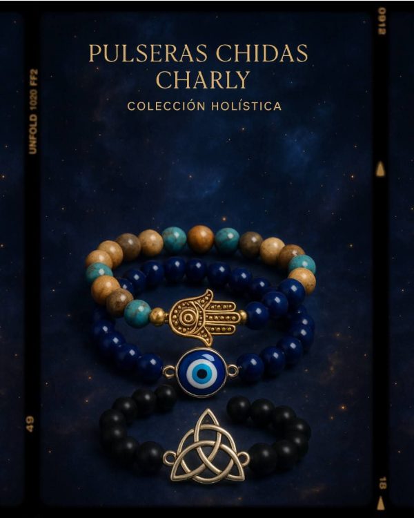 2025/08/1001177375.jpg Pulsera ajustable tejida a mano en hilo azul marino con dije de ojo turco