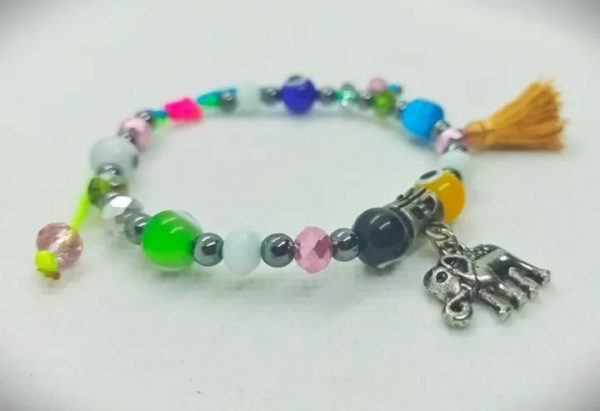 Pulsera ajustable de ojos turcos, cristales facetados, hematitas y dije de Elefante plateado