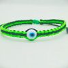Pulsera tejida a mano en hilo bicolor con ojo turco