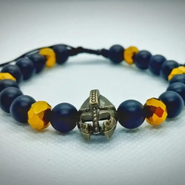 Pulsera ajustable de Gladiador en oro viejo con piedras naturales ónix mate y cristales dorados